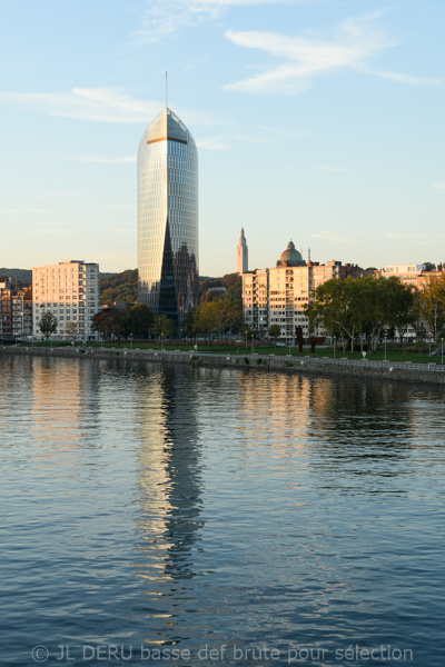 tour des finances à Liège